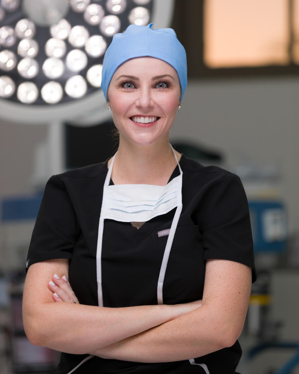 Dr. Ashley Howarth - Ruptured breast implant specialist Scottsdale AZ